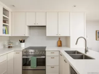 Photo #5: 230006802 Listing