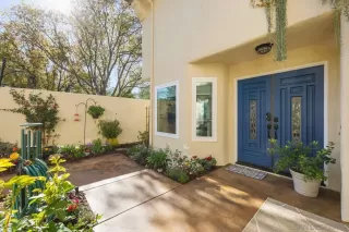 Photo #2: 230006803 Listing