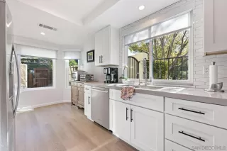 Photo #6: 230006803 Listing