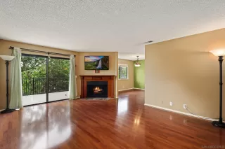 Photo #2: 230006842 Listing 