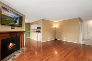 Photo #4: 230006842 Listing 