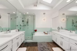 Photo #4: 230006850 Listing