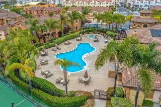 Photo #2: 230006880 Listing