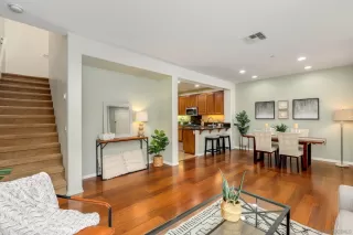 Photo #6: 230006880 Listing