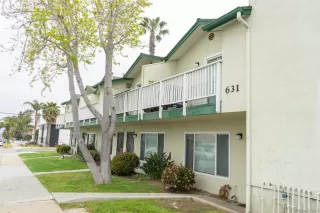 More Details about MLS # 230006933 : 631 7TH ST UNIT 11