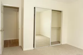 Photo #6: 230006933 Listing 