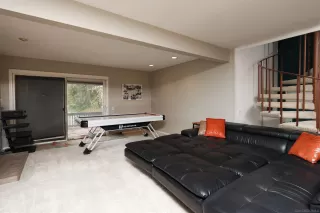 Photo #3: 230006940 Listing