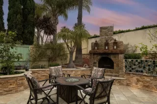 Photo #1: 230006977 Listing