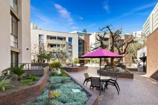 Photo #3: 230006978 Listing