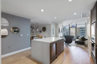 Photo #4: 230006992 Listing