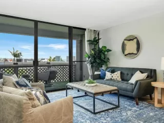 Photo #5: 230006999 Listing