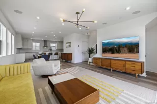 Photo #6: 230007015 Listing