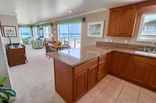 Photo #6: 230007036 Listing