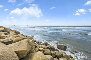 Photo #2: 230007037 Listing 