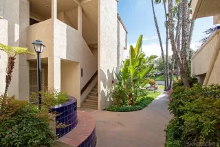 Photo #3: 230007060 Listing