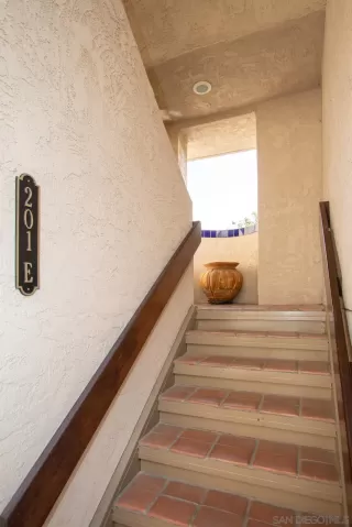 Photo #4: 230007060 Listing