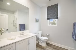 Photo #6: 230007065 Listing