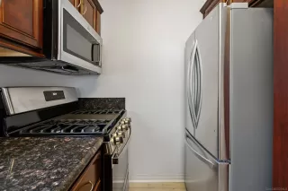 Photo #5: 230007073 Listing