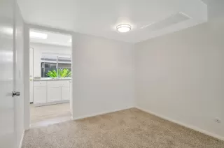 Photo #6: 230007115 Listing