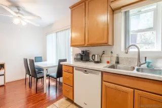 Photo #4: 230007126 Listing 