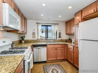 Photo #6: 230007157 Listing