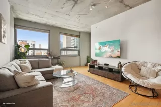 Photo #1: 230007183 Listing 