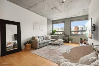 Photo #5: 230007183 Listing 