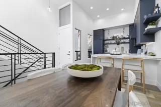 Photo #6: 230007192 Listing 