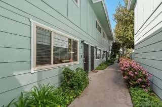 Photo #5: 230007277 Listing