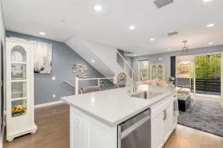 Photo #6: 230007330 Listing