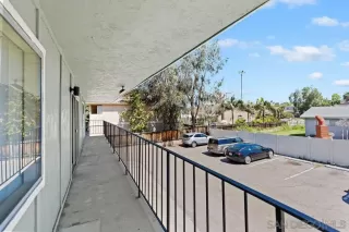 Photo #6: 230007362 Listing