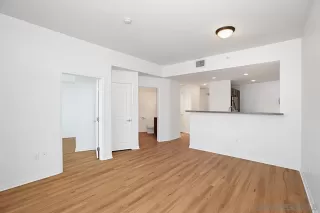 Photo #4: 230007417 Listing 