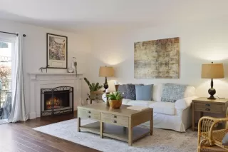 Photo #4: 230007449 Listing 