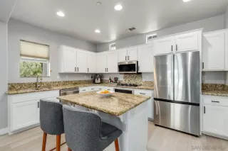 Photo #6: 230007472 Listing