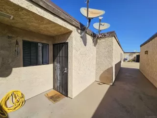 Photo #3: 230007544 Listing