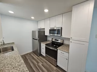 Photo #5: 230007544 Listing