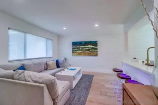 Photo #5: 230007546 Listing 