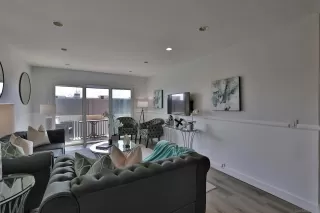 Photo #3: 230007561 Listing