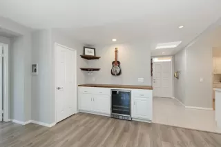 Photo #6: 230007566 Listing