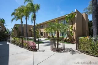 Photo #6: 230007586 Listing