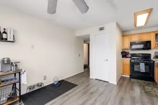 Photo #4: 230007590 Listing