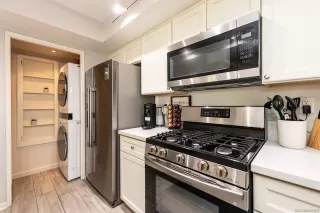 Photo #4: 230007595 Listing