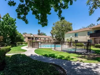 Photo #3: 230007599 Listing