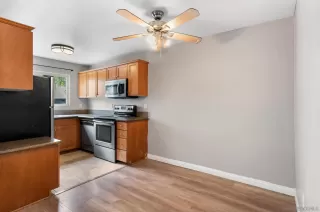 Photo #6: 230007626 Listing