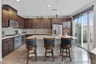 Photo #5: 230007630 Listing