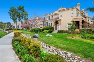 Photo #2: 230007644 Listing 