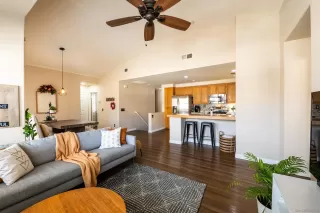 Photo #2: 230007672 Listing