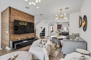 Photo #3: 230007678 Listing