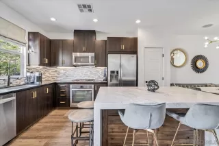 Photo #6: 230007678 Listing