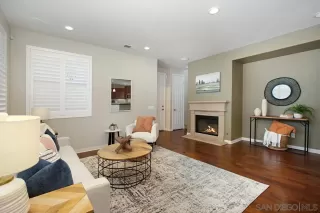 Photo #4: 230007694 Listing 